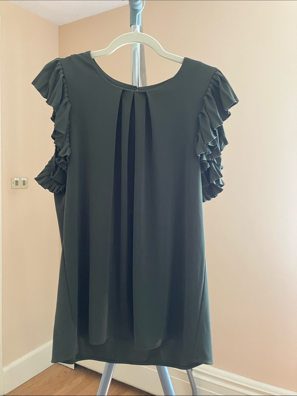Ann Taylor Pleated Flutter Sleeve Top